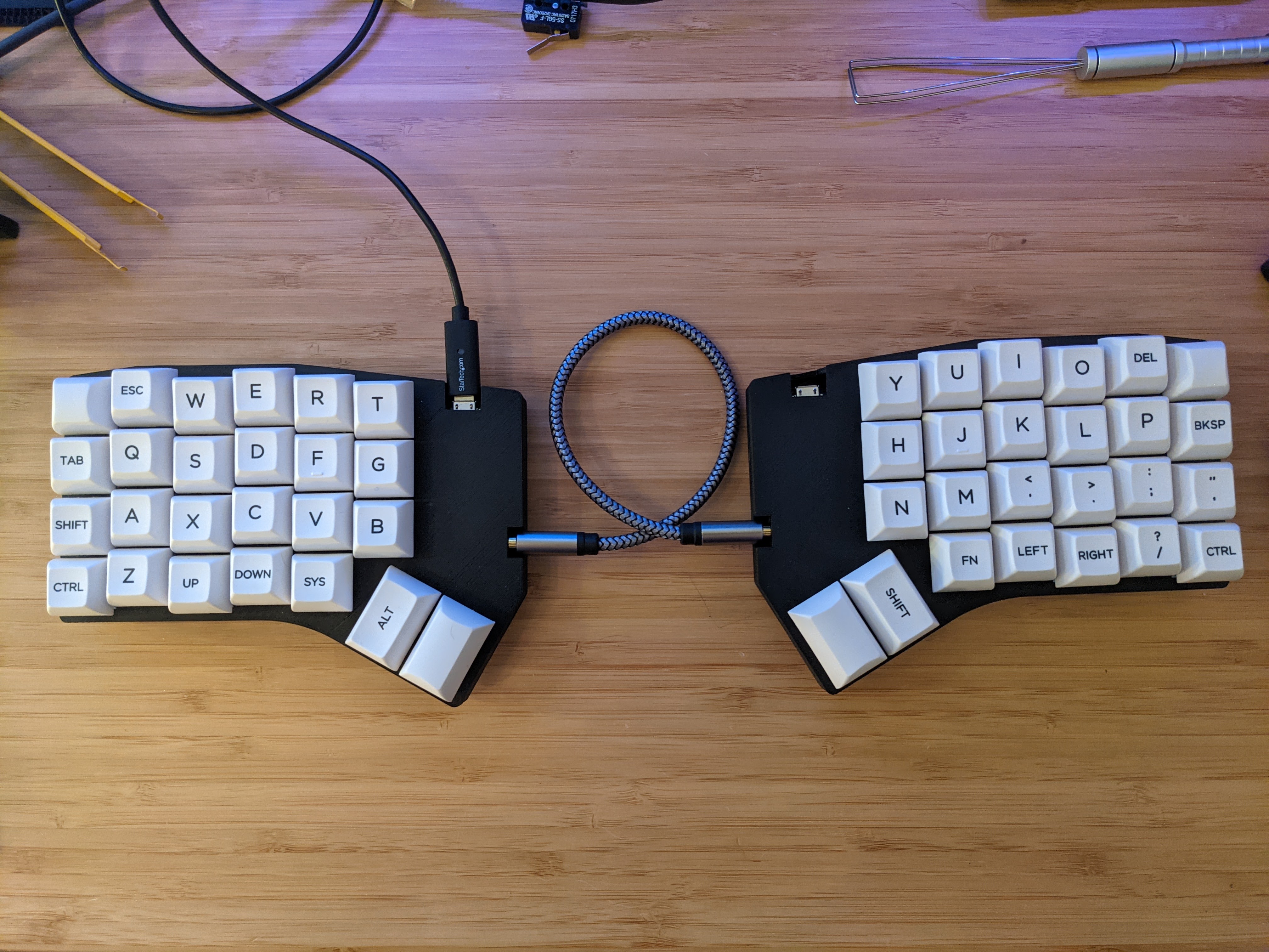 completed_keyboard_v2.jpg