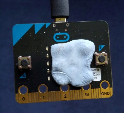 Small_Microbit_masked.jpg