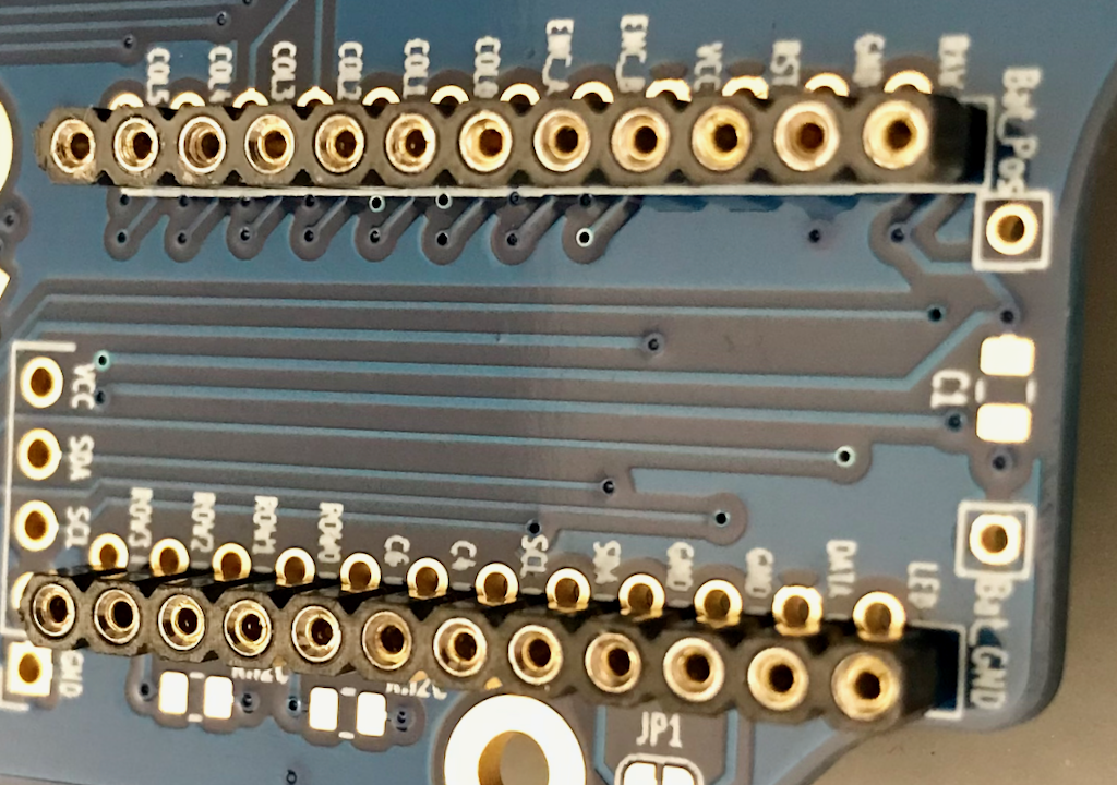 Sockets inside white rectangles on footprint