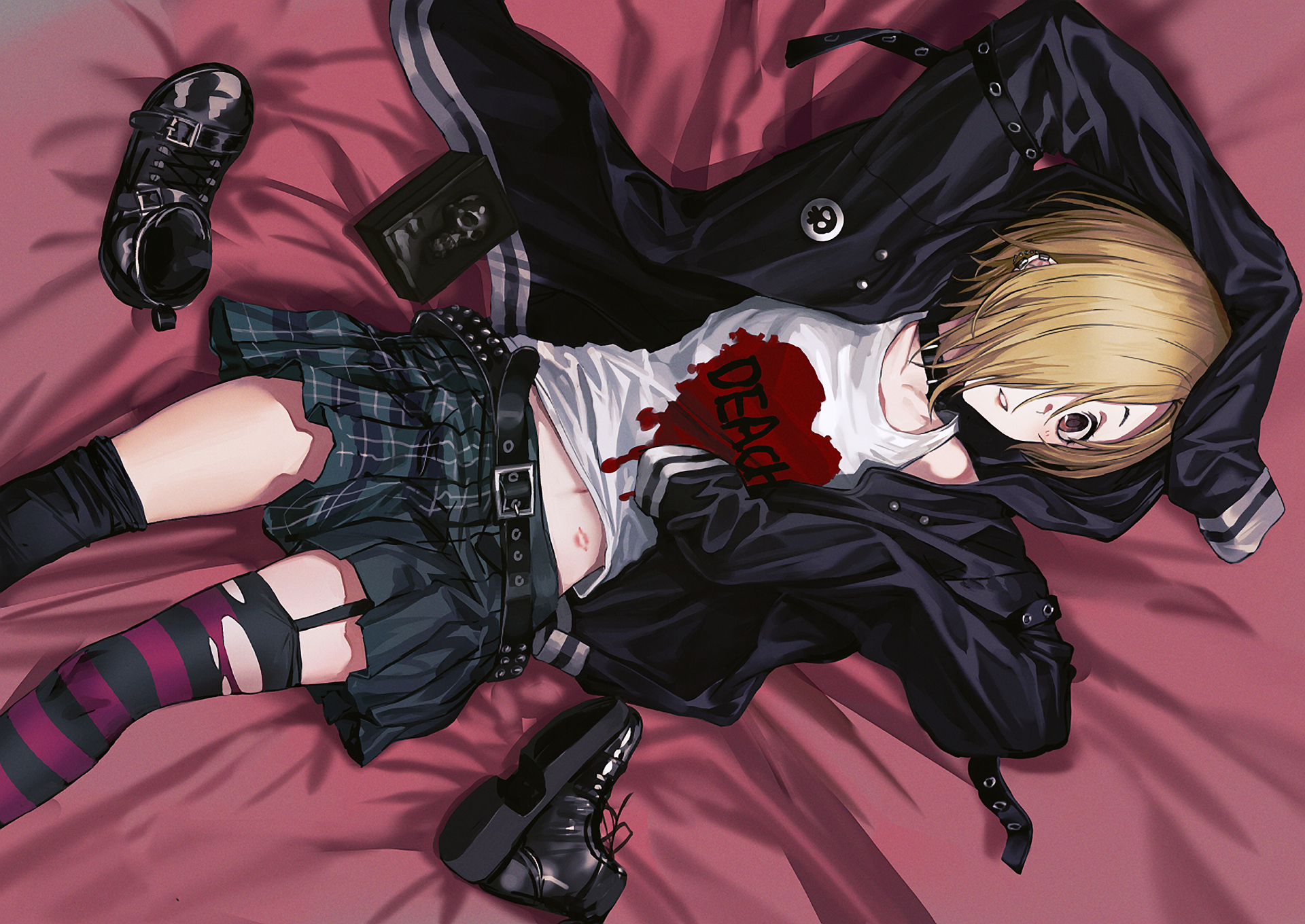 shirasaka_koume_bed.jpg